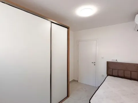 Izdavanje, dvosoban stan, 125m², Momišići, Podgorica - image 6