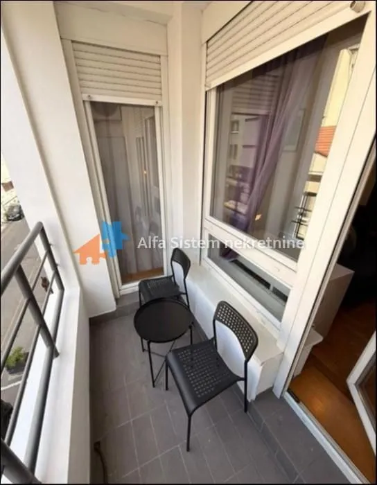 Izdavanje, stan, 41m², Neimar, Vračar Sve Podlokacije