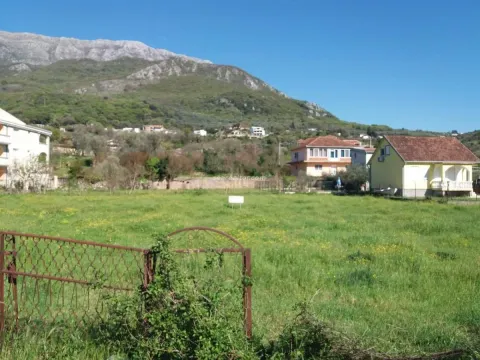 Zemljište in Zaljevo