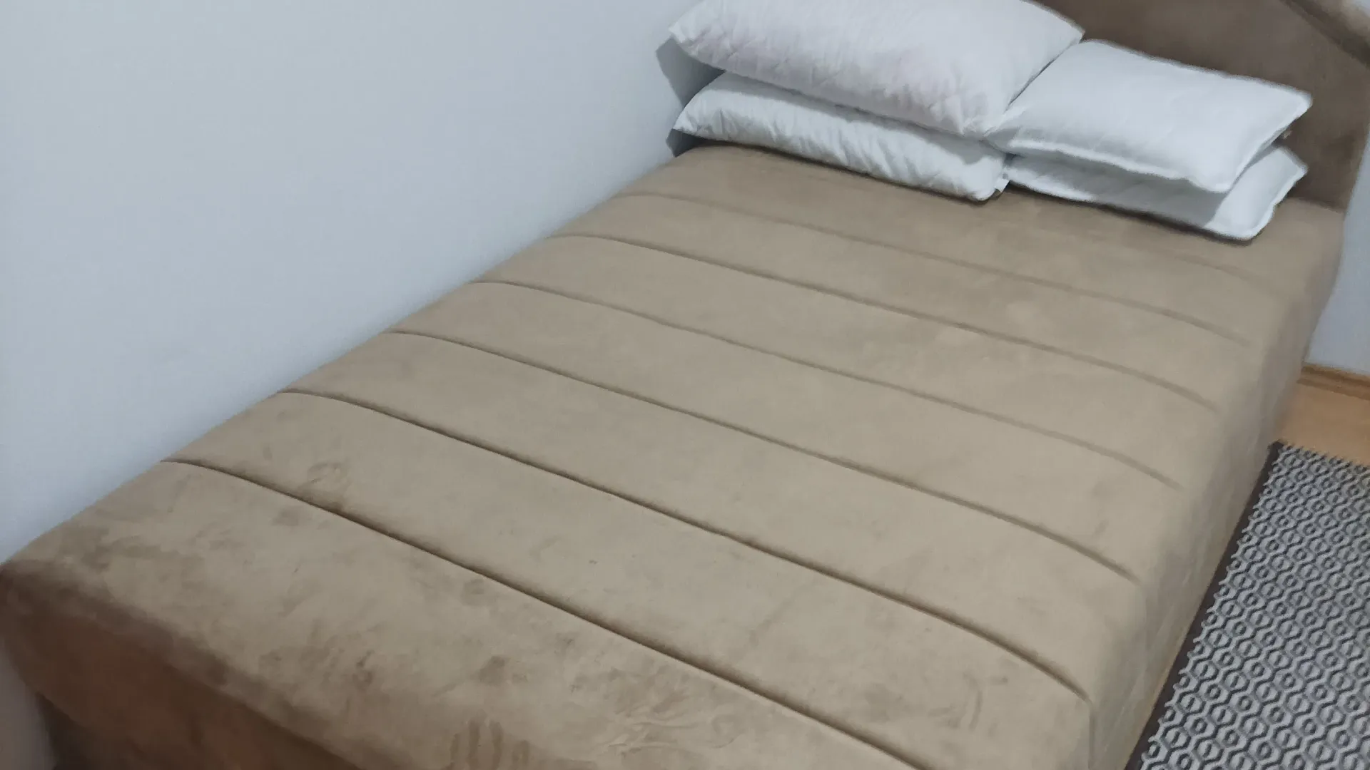 Rent, one bedroom apartment, 49m², Sutomore, Bar