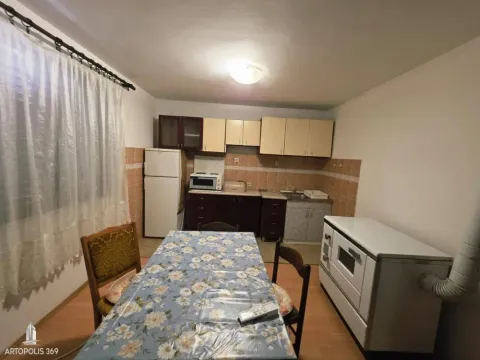 Prodaja, kuća, 241m², Kaludjerica, Grocka - image 10