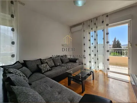 Rent, two bedroom apartment, 74m², Centar, Bar - image 1