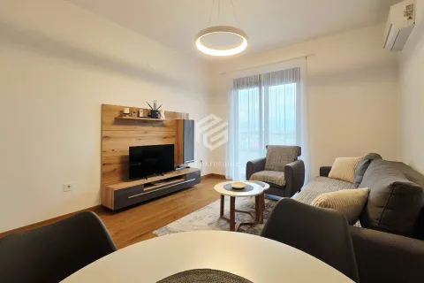 Rent, one bedroom apartment, 59m², Centar, Podgorica - image 2