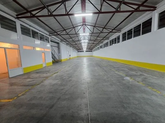 Rent, office space, 700m², Šimanovci, Pećinci