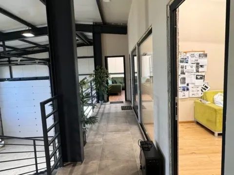 Rent, studio apartment, 130m², Mareza, Podgorica - image 9