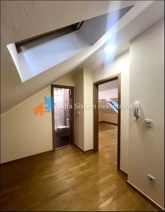 Rent, four bedroom apartment, 115m², Savski Venac, Beograd
