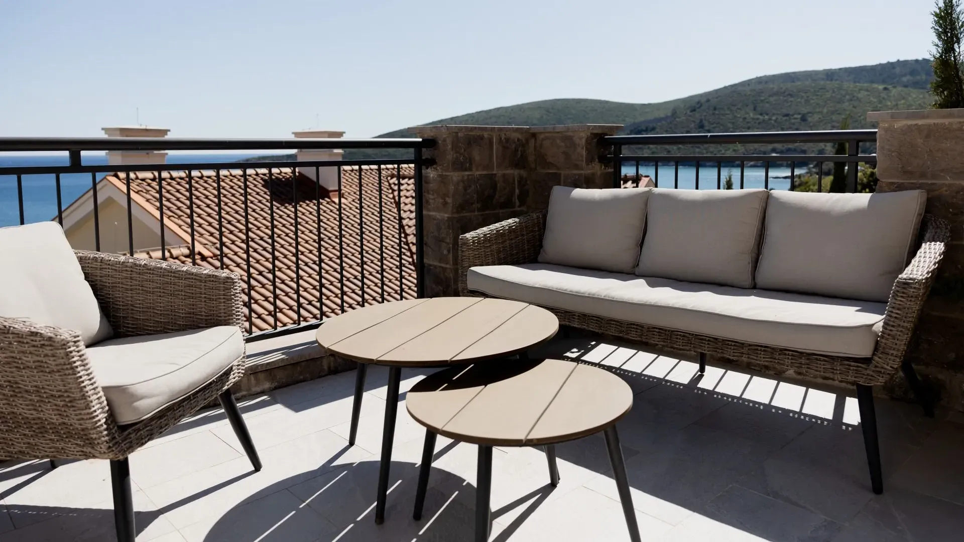 Rent, two bedroom apartment, 125m², Luštica Bay, Tivat