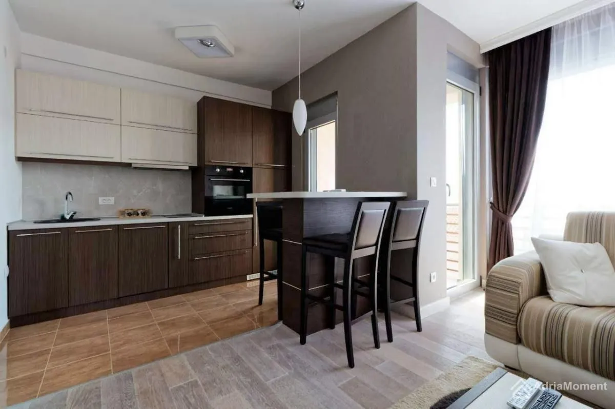 Prodaja, trosoban stan, 140m², Donja Lastva, Tivat