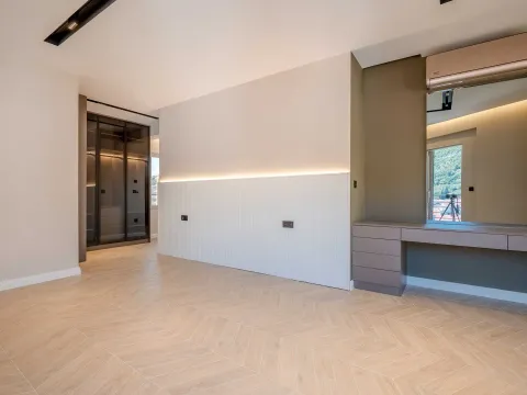 Prodaja, trosoban stan, 450m², Budva, Crna Gora - image 14