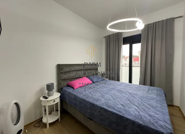 Izdavanje, jednosoban stan, 40m², Tološka šuma, Podgorica