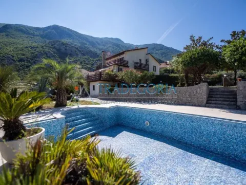 Prodaja, kuća, 400m², Kotor, Crna Gora - image 4