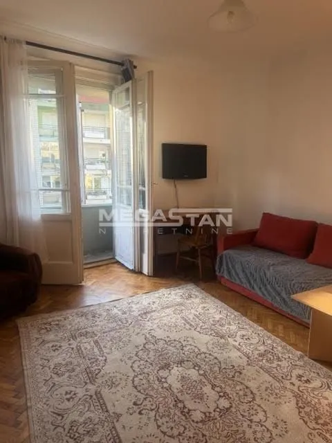 Izdavanje, jednosoban stan, 38m², Južni Bulevar, Vračar Sve Podlokacije