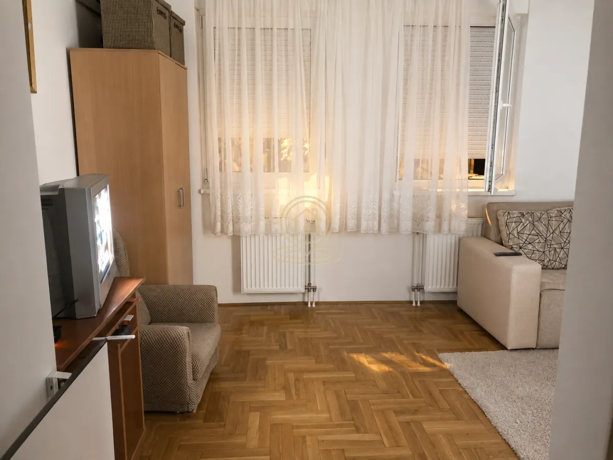 Rent, studio apartment, 25m², Grbavica, Novi Sad Sve Podlokacije