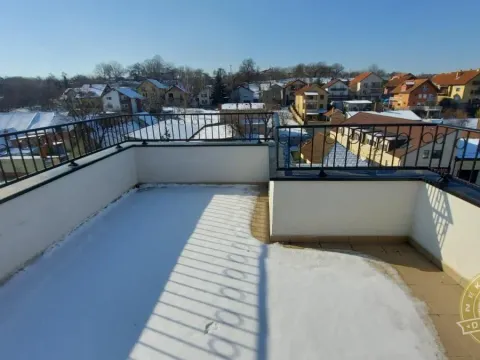 Izdavanje, četvorosoban stan, 84m², Petrovaradin, Novi Sad - image 13