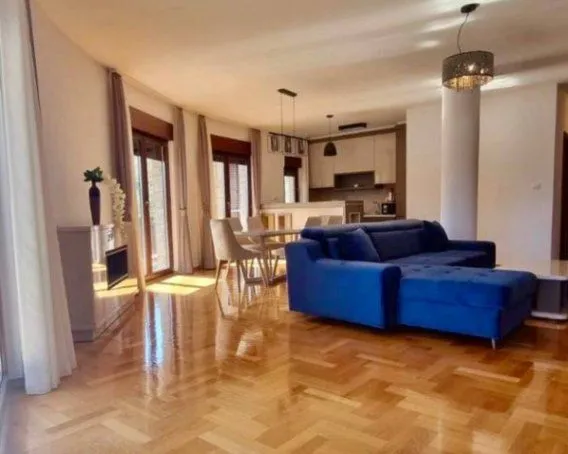 Sale, two bedroom apartment, 130m², Bečići, Budva