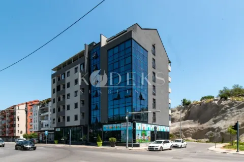 Rent, two bedroom apartment, 62m², Vezirov Most, Podgorica - image 26