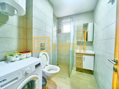 Izdavanje, jednosoban stan, 55m², Stari Aerodrom, Podgorica - image 9