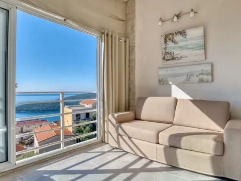 Sale, two bedroom apartment, 75m², Budva, Crna Gora - image 8