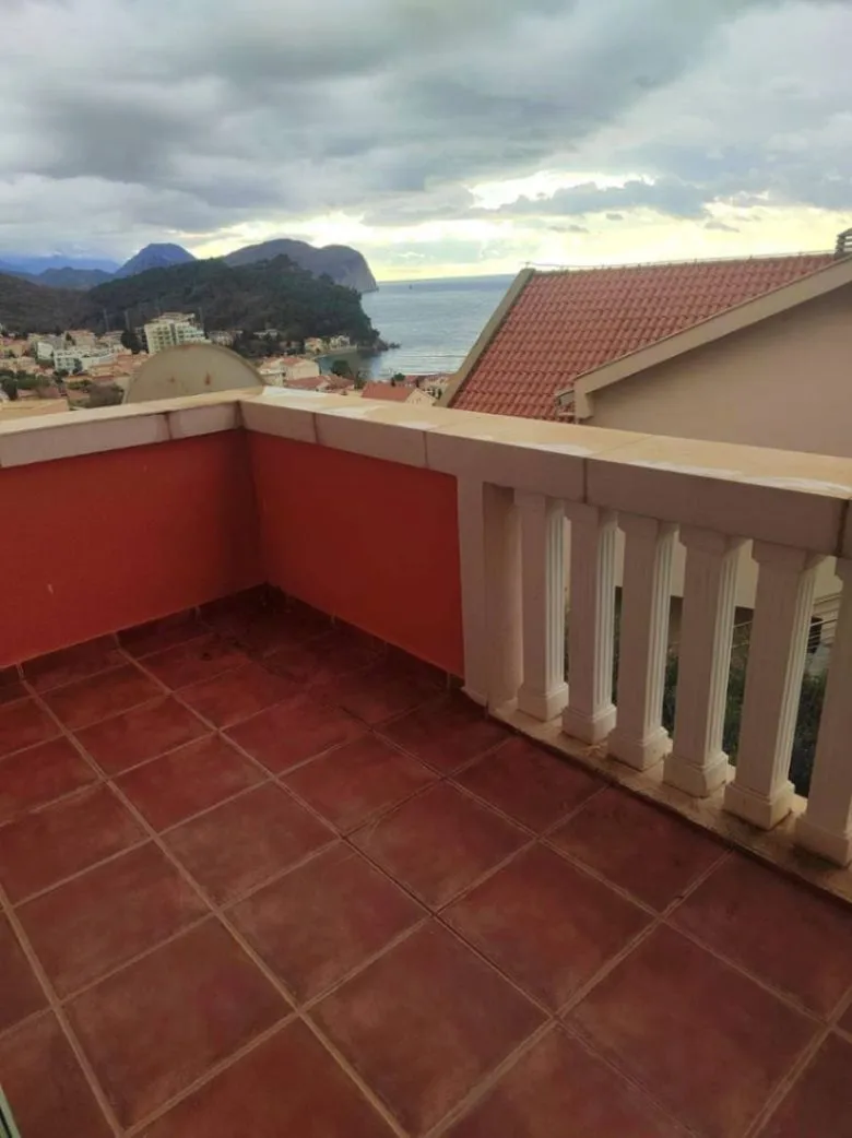 Sale, one bedroom apartment, 56m², Petrovac, Budva