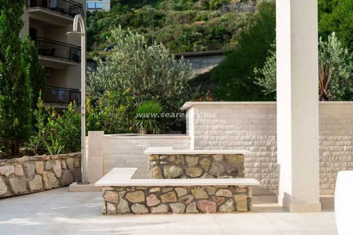 Sale, apartment, 56m², Rafailovići, Budva