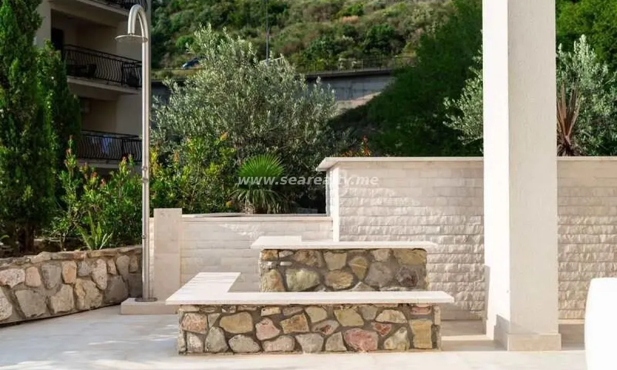 Sale, apartment, 56m², Rafailovići, Budva