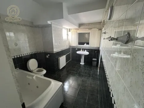 Rent, office space, 175m², Voždovac Sve Podlokacije, Beograd - image 15