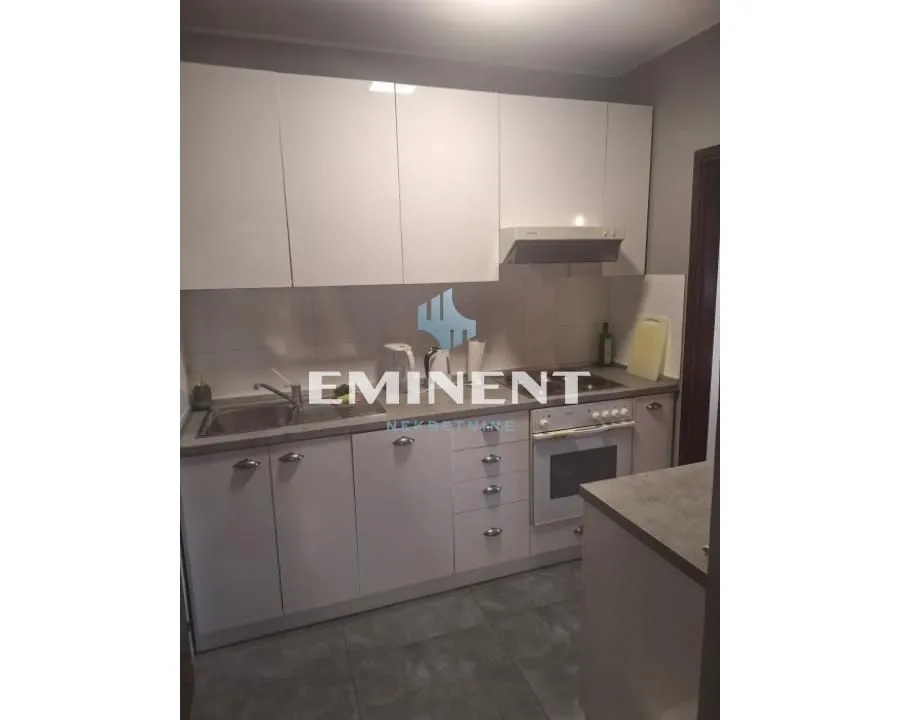 Izdavanje, dvosoban stan, 58m², Sarajevska, Beograd