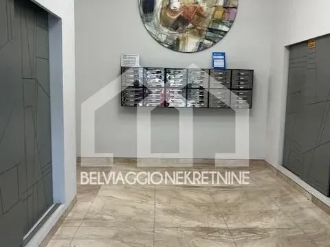 Izdavanje, trosoban stan, 70m², Stari Grad, Beograd - image 20