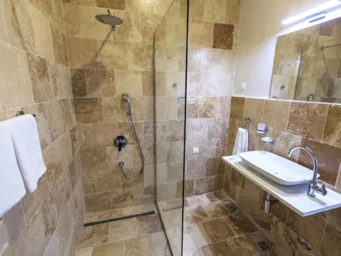 Sale, house, 225m², Reževići, Budva - image 23