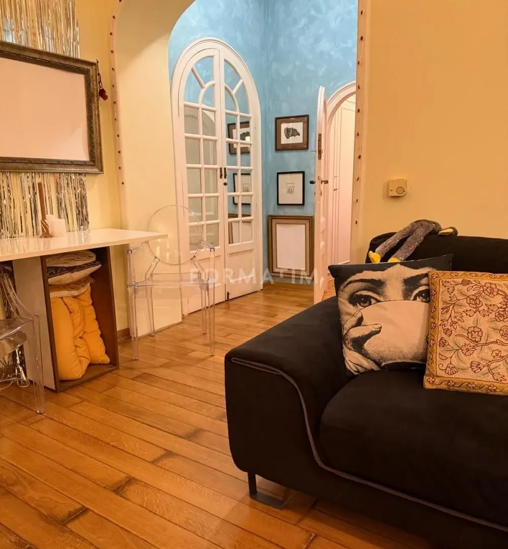 Sale, two bedroom apartment, 77m², Savski Venac, Beograd