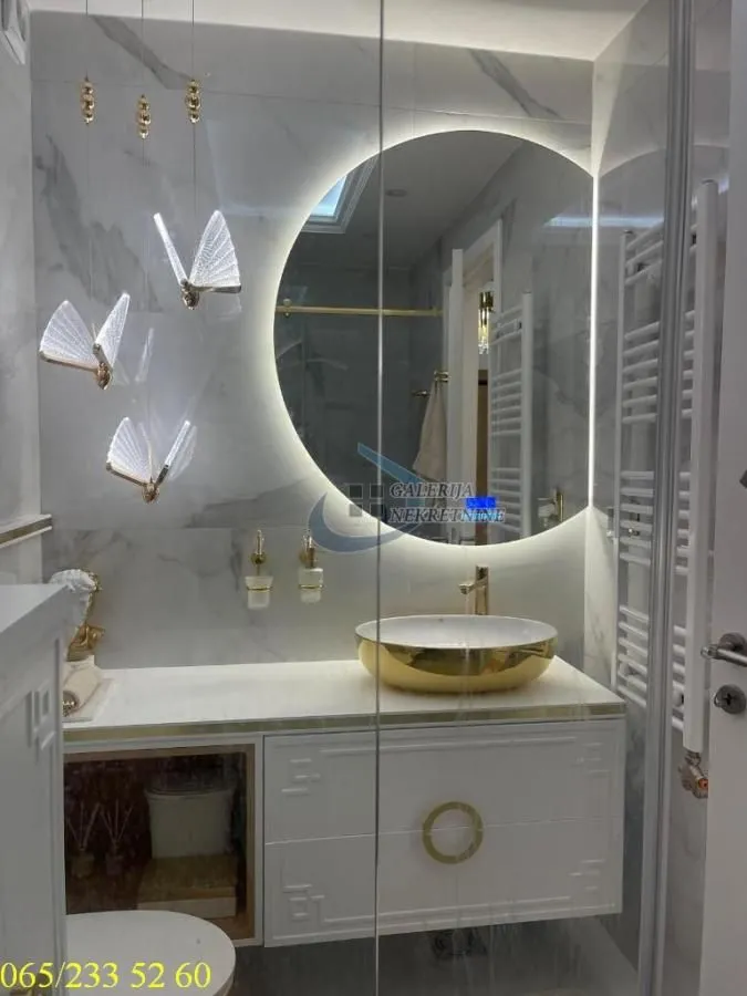 Prodaja, četvorosoban stan, 175m², Savski Venac, Beograd