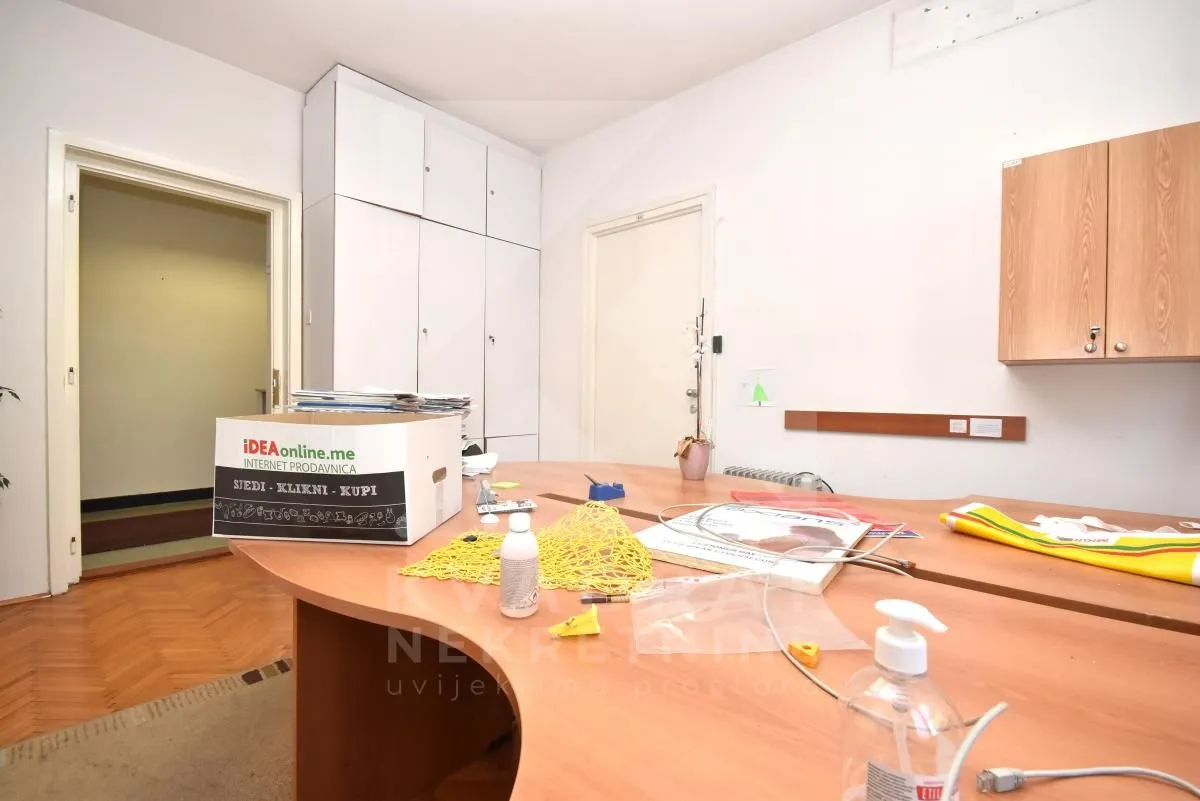 Rent, office space, 130m², Preko Morače, Podgorica