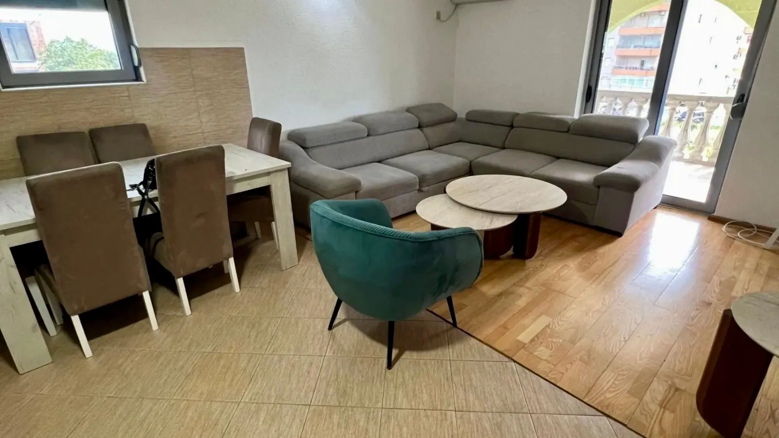 Rent, two bedroom apartment, 75m², Centar, Bar