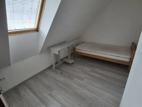 Izdavanje, trosoban stan, 70m², Vidikovački venac, Rakovica - image 5