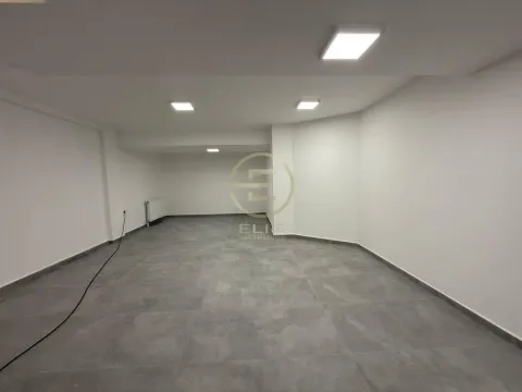 Izdavanje, poslovni prostor, 349m², Bulevar patrijarha Pavla, Novi Sad Sve Podlokacije - image 28