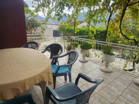 Rent, house, 200m², Dobrota, Kotor - image 13