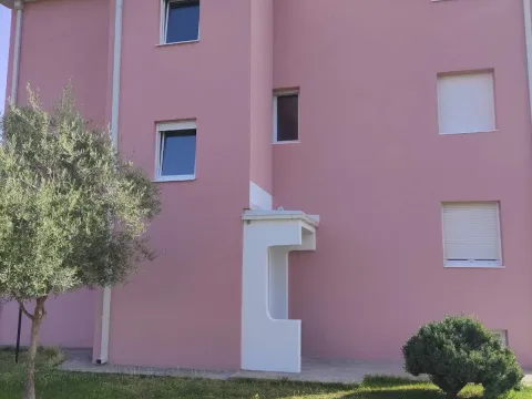 Izdavanje, dvosoban stan, 65m², Gornja Gorica, Podgorica - image 14