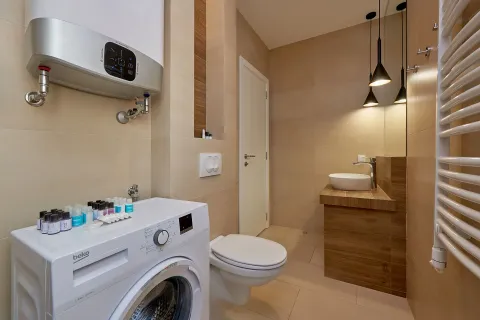 Stan-na-dan, trosoban stan, 79m², Bečići, Budva - image 3