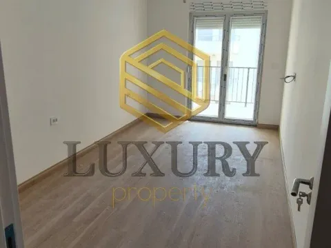 Prodaja, jednosoban stan, 49m², Lazi, Budva - image 4