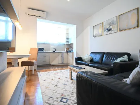 Rent, two bedroom apartment, 66m², Centar, Podgorica - image 2