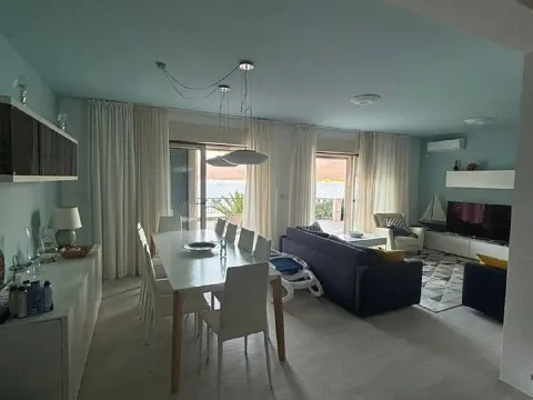 Prodaja, kuća, 209m², Krašići, Tivat - image 3