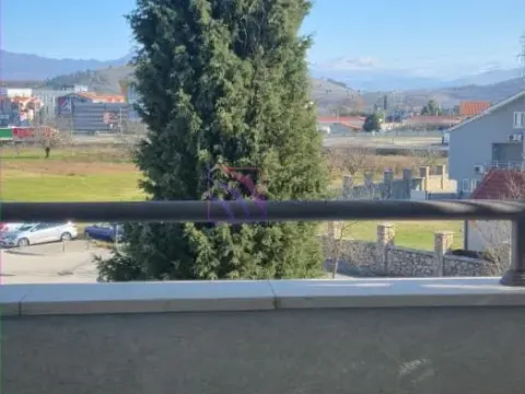 Prodaja, dvosoban stan, 70m², Donja Gorica, Podgorica - image 9