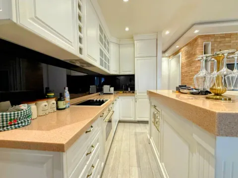 Sale, three bedroom apartment, 180m², City Kvart, Podgorica - image 2