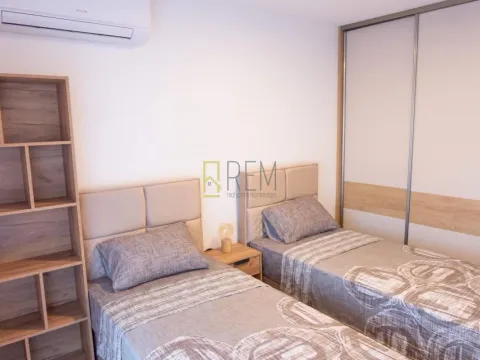 Rent, two bedroom apartment, 82m², Centar, Podgorica - image 10