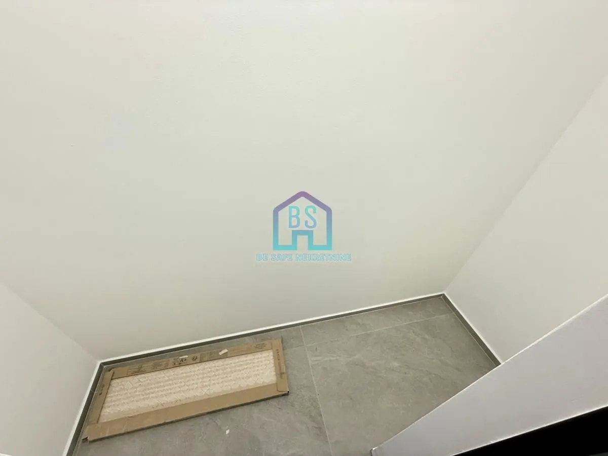 Prodaja, četvorosoban stan, 101m², Telep, Novi Sad Sve Podlokacije