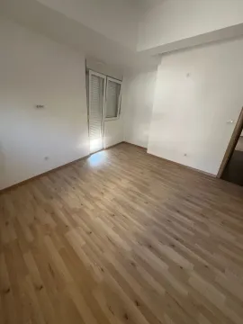 Rent, two bedroom apartment, 90m², Ljubović, Podgorica - image 7