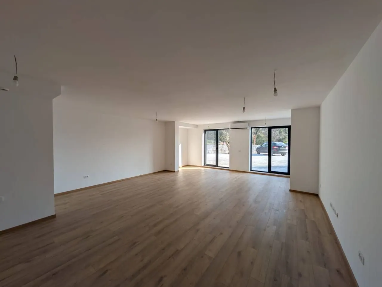 Sale, two bedroom apartment, 109m², Kamenovo, Budva