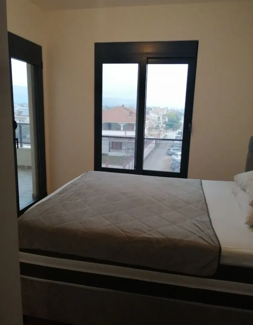 Rent, apartment, 180m², Gornja Gorica, Podgorica