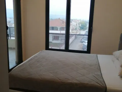 Rent, apartment, 180m², Gornja Gorica, Podgorica - image 6