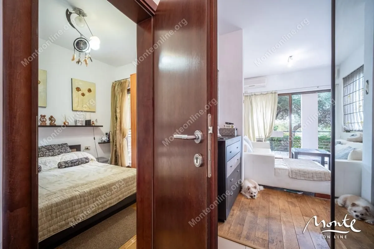 Prodaja, dvosoban stan, 57m², Prijevor, Budva